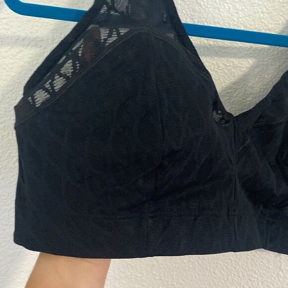 NWT- Savage X FENTY - PEAK PERFORMANCE LOW-IMPACT X MESH SPORTS BRA- Size 1X - Picture 6 of 14